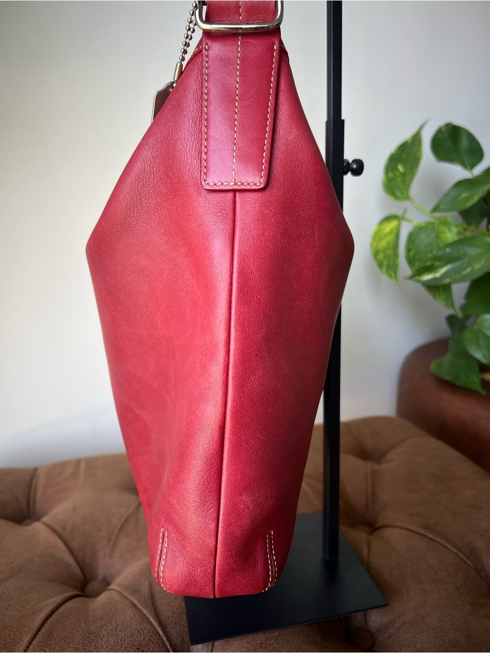 Coach Vintage Legacy Slim Duffel Crossbody Red Leather  Shoulder Bag Style 9188 - Picture 5 of 16